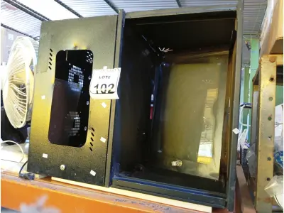 LOTE 102 - 02 CAIXAS DE RACK VAZIOS. (NO ESTADO) ATENÇÃO! FAZER A VISITAÇÃO ANTES DE ARREMATAR, NÃO SABEMOS SE FUNCIONA. LEILÃO NÃO TEM GARANTIA E NEM DEVOLUÇÃO, SUJEITO A POSSÍVEIS AVARIAS VISÍVEIS/OCULTAS E/OU AUSÊNCIA DE COMPONENTES.