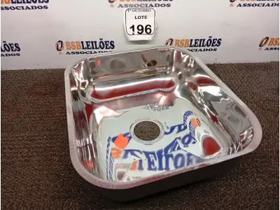 LOTE 196 - 01 CUBA EM AÇO INOX 400X340X140MM. (NO ESTADO) ATENÇÃO! FAZER A VISITAÇÃO ANTES DE ARREMATAR, NÃO SABEMOS SE FUNCIONA. LEILÃO NÃO TEM GARANTIA E NEM DEVOLUÇÃO, SUJEITO A POSSÍVEIS AVARIAS VISÍVEIS/OCULTAS E/OU AUSÊNCIA DE COMPONENTES.