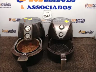 LOTE 344 - 02 AIR FRYES 220V SENDO 01 MONDIAL. (NO ESTADO) ATENÇÃO! FAZER A VISITAÇÃO ANTES DE ARREMATAR, NÃO SABEMOS SE FUNCIONA. LEILÃO NÃO TEM GARANTIA E NEM DEVOLUÇÃO, SUJEITO A POSSÍVEIS AVARIAS VISÍVEIS/OCULTAS E/OU AUSÊNCIA DE COMPONENTES.