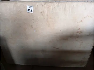 LOTE 532 - 01 BASEBOX. (NO ESTADO) ATENÇÃO! FAZER A VISITAÇÃO ANTES DE ARREMATAR, NÃO SABEMOS SE FUNCIONA. LEILÃO NÃO TEM GARANTIA E NEM DEVOLUÇÃO, SUJEITO A POSSÍVEIS AVARIAS VISÍVEIS/OCULTAS E/OU AUSÊNCIA DE COMPONENTES.