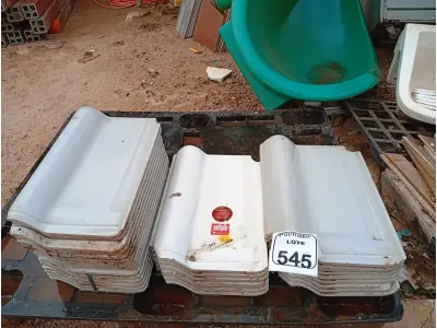 LOTE 545 - 01 LOTE COM TELHAS GRES 210 ESMALTADAS. (NO ESTADO) ATENÇÃO! FAZER A VISITAÇÃO ANTES DE ARREMATAR, NÃO SABEMOS SE FUNCIONA. LEILÃO NÃO TEM GARANTIA E NEM DEVOLUÇÃO, SUJEITO A POSSÍVEIS AVARIAS VISÍVEIS/OCULTAS E/OU AUSÊNCIA DE COMPONENTES.