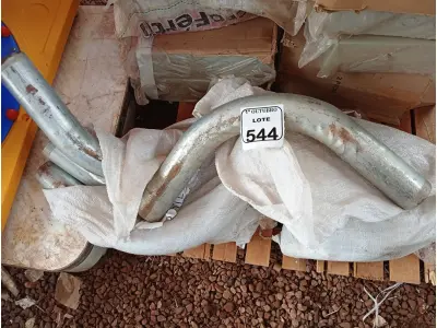 LOTE 544 - 01 LOTE COM CURVAS EM FERRO. (NO ESTADO) ATENÇÃO! FAZER A VISITAÇÃO ANTES DE ARREMATAR, NÃO SABEMOS SE FUNCIONA. LEILÃO NÃO TEM GARANTIA E NEM DEVOLUÇÃO, SUJEITO A POSSÍVEIS AVARIAS VISÍVEIS/OCULTAS E/OU AUSÊNCIA DE COMPONENTES.
