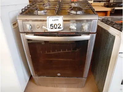 LOTE 502 - 01 FOGÃO GENERAL ELETRIC 04 BOCAS. (NO ESTADO) ATENÇÃO! FAZER A VISITAÇÃO ANTES DE ARREMATAR, NÃO SABEMOS SE FUNCIONA. LEILÃO NÃO TEM GARANTIA E NEM DEVOLUÇÃO, SUJEITO A POSSÍVEIS AVARIAS VISÍVEIS/OCULTAS E/OU AUSÊNCIA DE COMPONENTES.