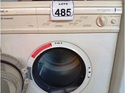 LOTE 485 - 01 MÁQUINA DE LAVAR ROUPAS EVOLUTION. (NO ESTADO) ATENÇÃO! FAZER A VISITAÇÃO ANTES DE ARREMATAR, NÃO SABEMOS SE FUNCIONA. LEILÃO NÃO TEM GARANTIA E NEM DEVOLUÇÃO, SUJEITO A POSSÍVEIS AVARIAS VISÍVEIS/OCULTAS E/OU AUSÊNCIA DE COMPONENTES.