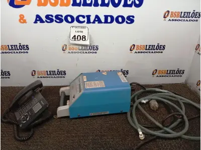 LOTE 408 - 01 COMPRESSOR VASCULAR E 01 APARELHO DE TELEFONE. (NO ESTADO) ATENÇÃO! FAZER A VISITAÇÃO ANTES DE ARREMATAR, NÃO SABEMOS SE FUNCIONA. LEILÃO NÃO TEM GARANTIA E NEM DEVOLUÇÃO, SUJEITO A POSSÍVEIS AVARIAS VISÍVEIS/OCULTAS E/OU AUSÊNCIA DE COMPONENTES.
