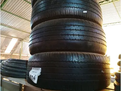 LOTE 414 - 04 PNEUS MEIA-VIDA 265/60/18. (NO ESTADO) ATENÇÃO! FAZER A VISITAÇÃO ANTES DE ARREMATAR, NÃO SABEMOS SE FUNCIONA. LEILÃO NÃO TEM GARANTIA E NEM DEVOLUÇÃO, SUJEITO A POSSÍVEIS AVARIAS VISÍVEIS/OCULTAS E/OU AUSÊNCIA DE COMPONENTES.