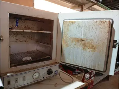LOTE 466 - 01 ESTUFA P/ ESTERILIZAÇÃO E SECAGEM. (NO ESTADO) ATENÇÃO! FAZER A VISITAÇÃO ANTES DE ARREMATAR, NÃO SABEMOS SE FUNCIONA. LEILÃO NÃO TEM GARANTIA E NEM DEVOLUÇÃO, SUJEITO A POSSÍVEIS AVARIAS VISÍVEIS/OCULTAS E/OU AUSÊNCIA DE COMPONENTES.