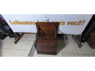 LOTE 035 - 01 VASO SANITÁRIO- VIAGENS MARÍTIMAS ORIGINAL USADO ATÉ ANOS 30. (NO ESTADO) (NO ESTADO)