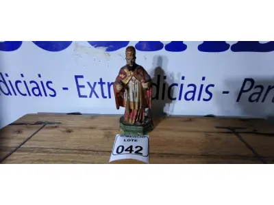 LOTE 042 - 01 IMAGEM DE SANTO SÉCULO XIX MADEIRA. (NO ESTADO)