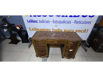 LOTE 018 - 01 ESCRIVANINHA ITALIANA. (NO ESTADO)