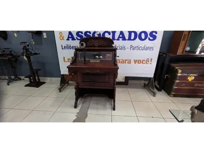 LOTE 001 - 01GRAHAM BELL.TELEFONE ORIGINAL, FABRICADO POR WESTERN ELETRIC CO , CHICAGO USA EM 1884. (NO ESTADO)