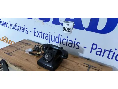 LOTE 008 - 01 TELEFONE PRETO EM BAQUELITE ANOS 50. (NO ESTADO)