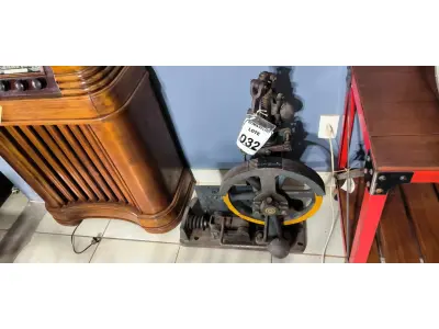 LOTE 032 - 01 REGULADOR DE VELOCIDADE DE ELEVADOR 1930/40. (NO ESTADO)
