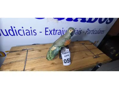 LOTE 059 - 01 PAPAGAIO EM PEDRA. (NO ESTADO)