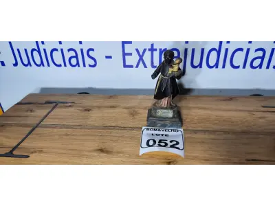 LOTE 052 - 01  IMAGEM DE SANTO SÉCULO XIX MADEIRA. (NO ESTADO)