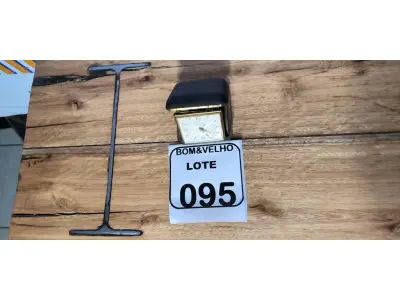 LOTE 095 - 01 RELÓGIO EUROPA. (NO ESTADO)