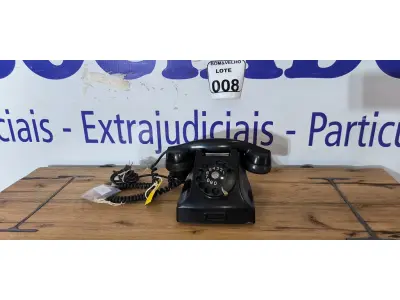 LOTE 008 - 01 TELEFONE PRETO EM BAQUELITE ANOS 50. (NO ESTADO)