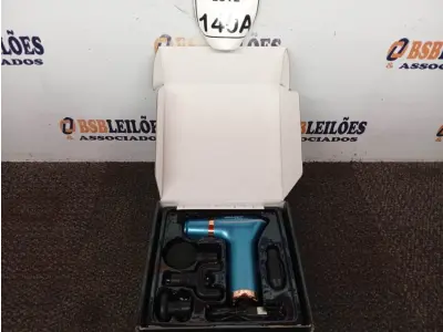 LOTE 140 - 01 MASSAGEADOR MUSCULAR COM CARREGADOR E ACESSÓRIOS MARCA GRASEP MODELO D-EM10. (NO ESTADO) ATENÇÃO! FAZER A VISITAÇÃO ANTES DE ARREMATAR, NÃO SABEMOS SE FUNCIONA. LEILÃO NÃO TEM GARANTIA E NEM DEVOLUÇÃO, SUJEITO A POSSÍVEIS AVARIAS VISÍVEIS/OCULTAS E/OU AUSÊNCIA DE COMPONENTES.