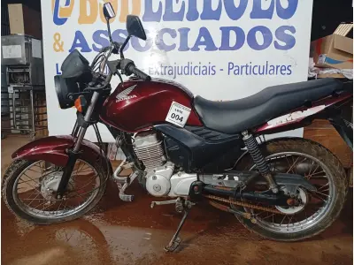 LOTE 004 - 01 MOTO HONDA/CG150 FAN ESI; COR VINHO; ANO 2011. (NO ESTADO) (TODOS DOCUMENTOS 2024 PAGOS)
