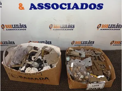LOTE 203 - 01 LOTE COM DIVERSOS MATERIAIS ELÉTRICOS E HIDRÁULICOS. (NO ESTADO) ATENÇÃO! FAZER A VISITAÇÃO ANTES DE ARREMATAR, NÃO SABEMOS SE FUNCIONA. LEILÃO NÃO TEM GARANTIA E NEM DEVOLUÇÃO, SUJEITO A POSSÍVEIS AVARIAS VISÍVEIS/OCULTAS E/OU AUSÊNCIA DE COMPONENTES.
