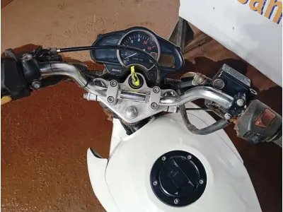 LOTE 012 - 01 MOTO DAFRA /RIVA150 CARGO; COR BRANCA; ANO 2013. (NO ESTADO)