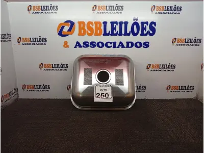 LOTE 250 - 01 CUBA INOX N3 AÇO 430 3.1/2 40X34X14 FABRINOX.(NOVA) (NO ESTADO) ATENÇÃO! FAZER A VISITAÇÃO ANTES DE ARREMATAR, NÃO SABEMOS SE FUNCIONA. LEILÃO NÃO TEM GARANTIA E NEM DEVOLUÇÃO, SUJEITO A POSSÍVEIS AVARIAS VISÍVEIS/OCULTAS E/OU AUSÊNCIA DE COMPONENTES.