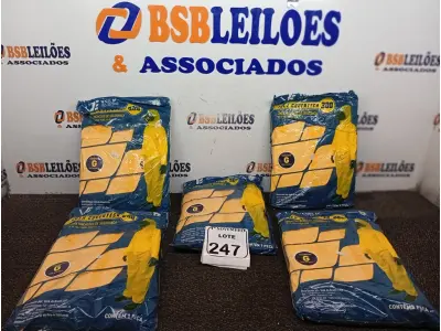LOTE 247 - 05 MACACÕES DE SEGURANÇAS TAMANHO EXTRA G. (NO ESTADO) ATENÇÃO! FAZER A VISITAÇÃO ANTES DE ARREMATAR, NÃO SABEMOS SE FUNCIONA. LEILÃO NÃO TEM GARANTIA E NEM DEVOLUÇÃO, SUJEITO A POSSÍVEIS AVARIAS VISÍVEIS/OCULTAS E/OU AUSÊNCIA DE COMPONENTES.