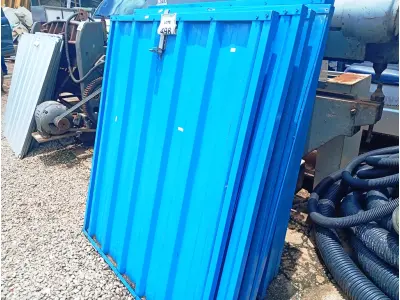 LOTE 498 - 01 LOTE COM 10 PORTAS DE FERRO NA COR AZUL DE 1.X1,16CM. (NO ESTADO) ATENÇÃO! FAZER A VISITAÇÃO ANTES DE ARREMATAR, NÃO SABEMOS SE FUNCIONA. LEILÃO NÃO TEM GARANTIA E NEM DEVOLUÇÃO, SUJEITO A POSSÍVEIS AVARIAS VISÍVEIS/OCULTAS E/OU AUSÊNCIA DE COMPONENTES.