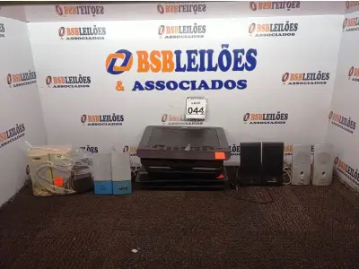 LOTE 044 - 01 LOTE C/ 06 COOLERS P/ NOTEBOOK E DIVERSAS CAIXINHAS P/PC MODELOS DIVERSOS. (NO ESTADO) ATENÇÃO! FAZER A VISITAÇÃO ANTES DE ARREMATAR, NÃO SABEMOS SE FUNCIONA. LEILÃO NÃO TEM GARANTIA E NEM DEVOLUÇÃO, SUJEITO A POSSÍVEIS AVARIAS VISÍVEIS/OCULTAS E/OU AUSÊNCIA DE COMPONENTES.