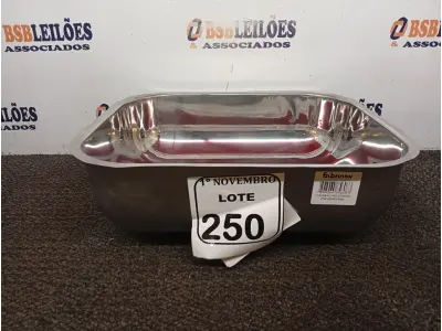 LOTE 250 - 01 CUBA INOX N3 AÇO 430 3.1/2 40X34X14 FABRINOX.(NOVA) (NO ESTADO) ATENÇÃO! FAZER A VISITAÇÃO ANTES DE ARREMATAR, NÃO SABEMOS SE FUNCIONA. LEILÃO NÃO TEM GARANTIA E NEM DEVOLUÇÃO, SUJEITO A POSSÍVEIS AVARIAS VISÍVEIS/OCULTAS E/OU AUSÊNCIA DE COMPONENTES.