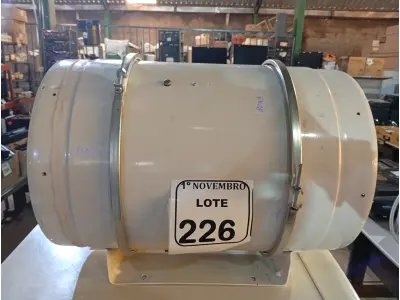 LOTE 226 - 01 EXAUSTOR TD2000. (NO ESTADO) ATENÇÃO! FAZER A VISITAÇÃO ANTES DE ARREMATAR, NÃO SABEMOS SE FUNCIONA. LEILÃO NÃO TEM GARANTIA E NEM DEVOLUÇÃO, SUJEITO A POSSÍVEIS AVARIAS VISÍVEIS/OCULTAS E/OU AUSÊNCIA DE COMPONENTES.