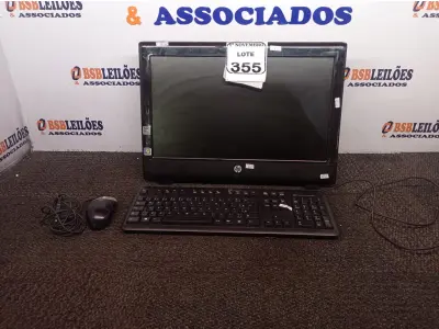 LOTE 355 - 01 ALL IN ONE MARCA HP C/TECLADO E MOUSE. (NO ESTADO) ATENÇÃO! FAZER A VISITAÇÃO ANTES DE ARREMATAR, NÃO SABEMOS SE FUNCIONA. LEILÃO NÃO TEM GARANTIA E NEM DEVOLUÇÃO, SUJEITO A POSSÍVEIS AVARIAS VISÍVEIS/OCULTAS E/OU AUSÊNCIA DE COMPONENTES.