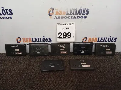 LOTE 299 - 07 GPS MARCAS E MODELOS DIVERSOS. (NO ESTADO) ATENÇÃO! FAZER A VISITAÇÃO ANTES DE ARREMATAR, NÃO SABEMOS SE FUNCIONA. LEILÃO NÃO TEM GARANTIA E NEM DEVOLUÇÃO, SUJEITO A POSSÍVEIS AVARIAS VISÍVEIS/OCULTAS E/OU AUSÊNCIA DE COMPONENTES.