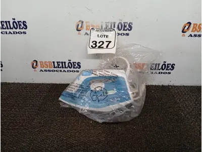 LOTE 327 - 01 FERRO A VAPOR P/ PASSAR ROUPAS ELECTROLUX COR BRANCA C/AZUL (NOVO). (NO ESTADO) ATENÇÃO! FAZER A VISITAÇÃO ANTES DE ARREMATAR, NÃO SABEMOS SE FUNCIONA. LEILÃO NÃO TEM GARANTIA E NEM DEVOLUÇÃO, SUJEITO A POSSÍVEIS AVARIAS VISÍVEIS/OCULTAS E/OU AUSÊNCIA DE COMPONENTES.