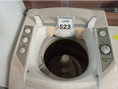 LOTE 523 - 01 MÁQUINA DE LAVAR BRASTEMP P/RETIRADA DE PEÇAS. (NO ESTADO) ATENÇÃO! FAZER A VISITAÇÃO ANTES DE ARREMATAR, NÃO SABEMOS SE FUNCIONA. LEILÃO NÃO TEM GARANTIA E NEM DEVOLUÇÃO, SUJEITO A POSSÍVEIS AVARIAS VISÍVEIS/OCULTAS E/OU AUSÊNCIA DE COMPONENTES.