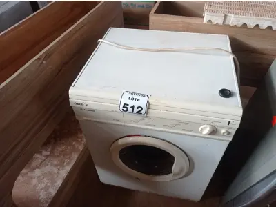 LOTE 512 - 01 MÁQUINA DE LAVAR ROUPAS 10KG EVOLUTION. (NO ESTADO) ATENÇÃO! FAZER A VISITAÇÃO ANTES DE ARREMATAR, NÃO SABEMOS SE FUNCIONA. LEILÃO NÃO TEM GARANTIA E NEM DEVOLUÇÃO, SUJEITO A POSSÍVEIS AVARIAS VISÍVEIS/OCULTAS E/OU AUSÊNCIA DE COMPONENTES.