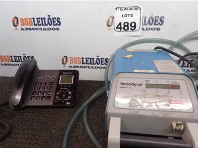 LOTE 489 - 01 COMPRESSOR VASCULAR E 01 APARELHO DE TELEFONE. (NO ESTADO) ATENÇÃO! FAZER A VISITAÇÃO ANTES DE ARREMATAR, NÃO SABEMOS SE FUNCIONA. LEILÃO NÃO TEM GARANTIA E NEM DEVOLUÇÃO, SUJEITO A POSSÍVEIS AVARIAS VISÍVEIS/OCULTAS E/OU AUSÊNCIA DE COMPONENTES.