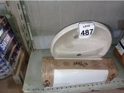 LOTE 487 - 01 LAVATÓRIO P/BANHEIRO C/COLUNA. (NO ESTADO) ATENÇÃO! FAZER A VISITAÇÃO ANTES DE ARREMATAR, NÃO SABEMOS SE FUNCIONA. LEILÃO NÃO TEM GARANTIA E NEM DEVOLUÇÃO, SUJEITO A POSSÍVEIS AVARIAS VISÍVEIS/OCULTAS E/OU AUSÊNCIA DE COMPONENTES.