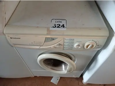 LOTE 524 - 01 MÁQUINA DE LAVAR ROUPAS CONTINENTAL. (NO ESTADO) ATENÇÃO! FAZER A VISITAÇÃO ANTES DE ARREMATAR, NÃO SABEMOS SE FUNCIONA. LEILÃO NÃO TEM GARANTIA E NEM DEVOLUÇÃO, SUJEITO A POSSÍVEIS AVARIAS VISÍVEIS/OCULTAS E/OU AUSÊNCIA DE COMPONENTES.