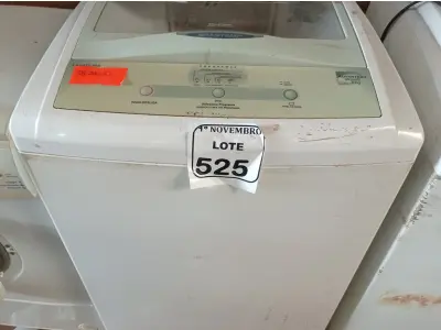 LOTE 525 - 01 MÁQUINA DE LAVAR ROUPAS BRASTEMP. (NO ESTADO) ATENÇÃO! FAZER A VISITAÇÃO ANTES DE ARREMATAR, NÃO SABEMOS SE FUNCIONA. LEILÃO NÃO TEM GARANTIA E NEM DEVOLUÇÃO, SUJEITO A POSSÍVEIS AVARIAS VISÍVEIS/OCULTAS E/OU AUSÊNCIA DE COMPONENTES.