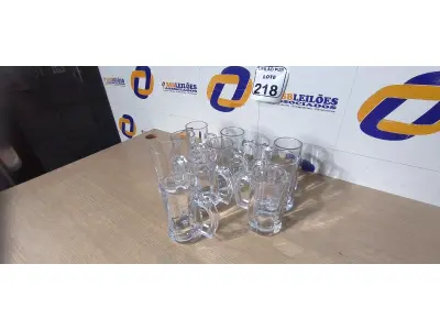 LOTE 218 - 10 CANECAS DE VIDRO PARA CHOPP. (NO ESTADO) ATENÇÃO! FAZER A VISITAÇÃO ANTES DE ARREMATAR, NÃO SABEMOS SE FUNCIONA. LEILÃO NÃO TEM GARANTIA E NEM DEVOLUÇÃO, SUJEITO A POSSÍVEIS AVARIAS VISÍVEIS/OCULTAS E/OU AUSÊNCIA DE COMPONENTES.