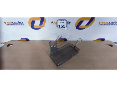 LOTE 155 - 02 CESTAS PARA ALIMENTOS. (NO ESTADO) ATENÇÃO! FAZER A VISITAÇÃO ANTES DE ARREMATAR, NÃO SABEMOS SE FUNCIONA. LEILÃO NÃO TEM GARANTIA E NEM DEVOLUÇÃO, SUJEITO A POSSÍVEIS AVARIAS VISÍVEIS/OCULTAS E/OU AUSÊNCIA DE COMPONENTES.