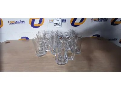 LOTE 208 - 10 CANECAS DE VIDRO PARA CHOPP. (NO ESTADO) ATENÇÃO! FAZER A VISITAÇÃO ANTES DE ARREMATAR, NÃO SABEMOS SE FUNCIONA. LEILÃO NÃO TEM GARANTIA E NEM DEVOLUÇÃO, SUJEITO A POSSÍVEIS AVARIAS VISÍVEIS/OCULTAS E/OU AUSÊNCIA DE COMPONENTES.
