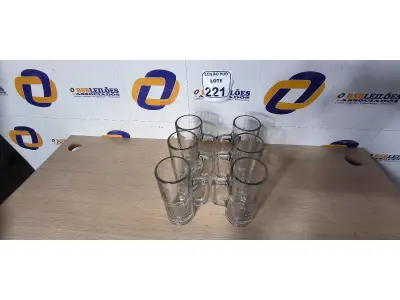 LOTE 221 - 06 CANECAS DE VIDRO PARA CHOPP. (NO ESTADO) ATENÇÃO! FAZER A VISITAÇÃO ANTES DE ARREMATAR, NÃO SABEMOS SE FUNCIONA. LEILÃO NÃO TEM GARANTIA E NEM DEVOLUÇÃO, SUJEITO A POSSÍVEIS AVARIAS VISÍVEIS/OCULTAS E/OU AUSÊNCIA DE COMPONENTES.