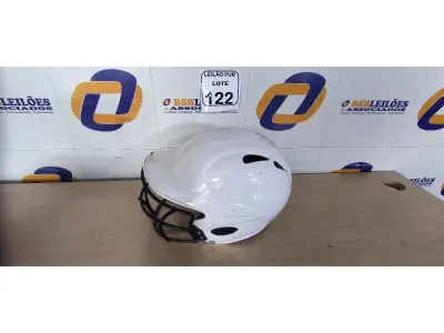LOTE 122 - 01 CAPACETE DE BEISEBOL PARA DECORAÇÃO. (NO ESTADO) ATENÇÃO! FAZER A VISITAÇÃO ANTES DE ARREMATAR, NÃO SABEMOS SE FUNCIONA. LEILÃO NÃO TEM GARANTIA E NEM DEVOLUÇÃO, SUJEITO A POSSÍVEIS AVARIAS VISÍVEIS/OCULTAS E/OU AUSÊNCIA DE COMPONENTES.