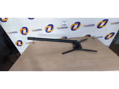 LOTE 131 - 01 SUPORTE PARA TV. (NO ESTADO) ATENÇÃO! FAZER A VISITAÇÃO ANTES DE ARREMATAR, NÃO SABEMOS SE FUNCIONA. LEILÃO NÃO TEM GARANTIA E NEM DEVOLUÇÃO, SUJEITO A POSSÍVEIS AVARIAS VISÍVEIS/OCULTAS E/OU AUSÊNCIA DE COMPONENTES.