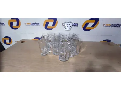 LOTE 217 - 10 CANECAS DE VIDRO PARA CHOPP. (NO ESTADO) ATENÇÃO! FAZER A VISITAÇÃO ANTES DE ARREMATAR, NÃO SABEMOS SE FUNCIONA. LEILÃO NÃO TEM GARANTIA E NEM DEVOLUÇÃO, SUJEITO A POSSÍVEIS AVARIAS VISÍVEIS/OCULTAS E/OU AUSÊNCIA DE COMPONENTES.