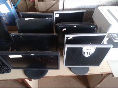 LOTE 116 - 08 MONITORES LCD MARCAS E MODELOS DIVERSOS. (NO ESTADO) ATENÇÃO! FAZER A VISITAÇÃO ANTES DE ARREMATAR, NÃO SABEMOS SE FUNCIONA. LEILÃO NÃO TEM GARANTIA E NEM DEVOLUÇÃO, SUJEITO A POSSÍVEIS AVARIAS VISÍVEIS/OCULTAS E/OU AUSÊNCIA DE COMPONENTES.
