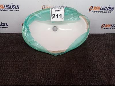 LOTE 211 - 01 CUBA OVAL NA COR BRANCA(NOVO). (NO ESTADO) ATENÇÃO! FAZER A VISITAÇÃO ANTES DE ARREMATAR, NÃO SABEMOS SE FUNCIONA. LEILÃO NÃO TEM GARANTIA E NEM DEVOLUÇÃO, SUJEITO A POSSÍVEIS AVARIAS VISÍVEIS/OCULTAS E/OU AUSÊNCIA DE COMPONENTES.