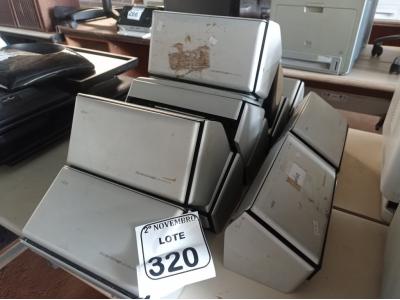 LOTE 320 - 11 SCANNER’S MARCAS E MODELOS DIVERSOS. (NO ESTADO) ATENÇÃO! FAZER A VISITAÇÃO ANTES DE ARREMATAR, NÃO SABEMOS SE FUNCIONA. LEILÃO NÃO TEM GARANTIA E NEM DEVOLUÇÃO, SUJEITO A POSSÍVEIS AVARIAS VISÍVEIS/OCULTAS E/OU AUSÊNCIA DE COMPONENTES.